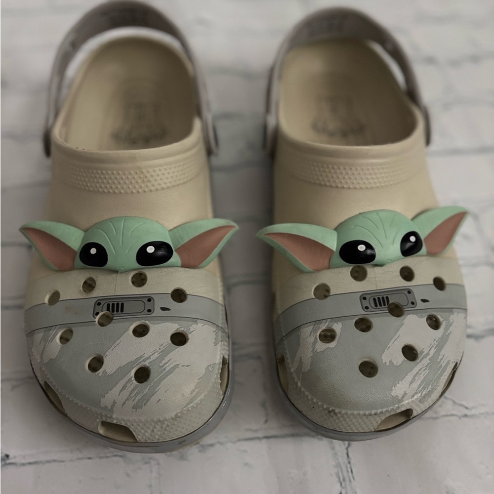 Star Wars Men’s crocs  - size 10